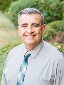 Dr. Guillermo Chacon
